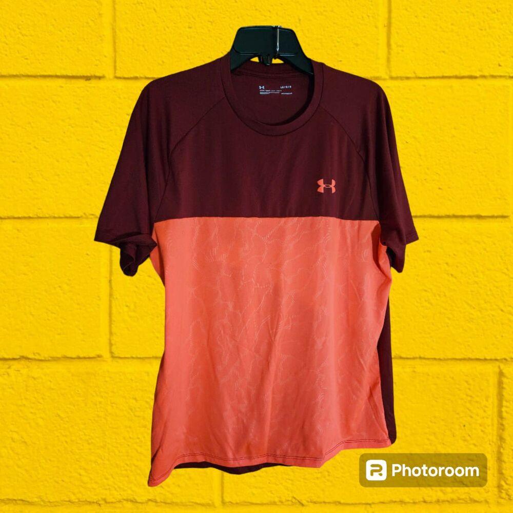 Under Armour Loose‎ Fit T-Shirt Size L